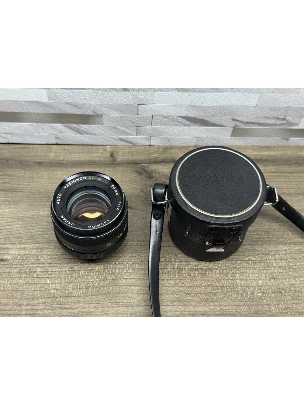 Yashica Auto Yashinon DS-M 50mm f1.4 M42 Mount Lens